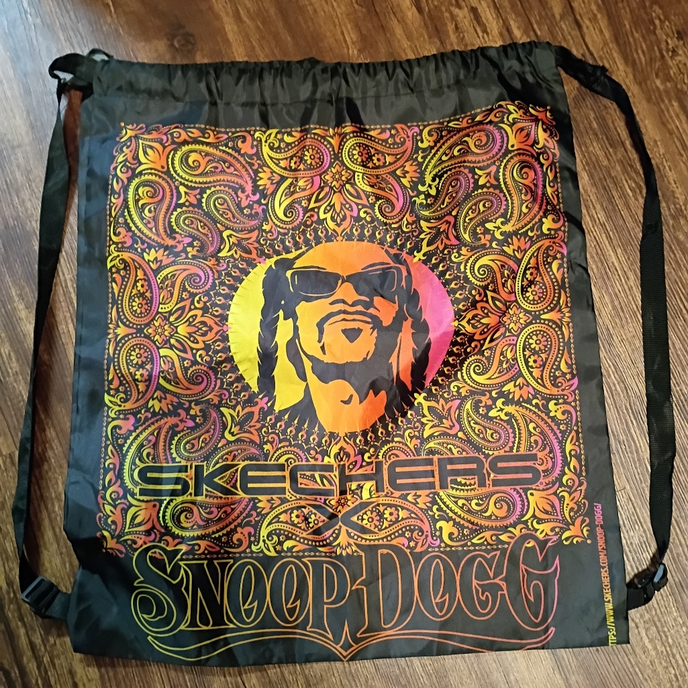 Snoop Dog Skechers Light Weight Drawstring Unisex Black Graphic Backpack Bag